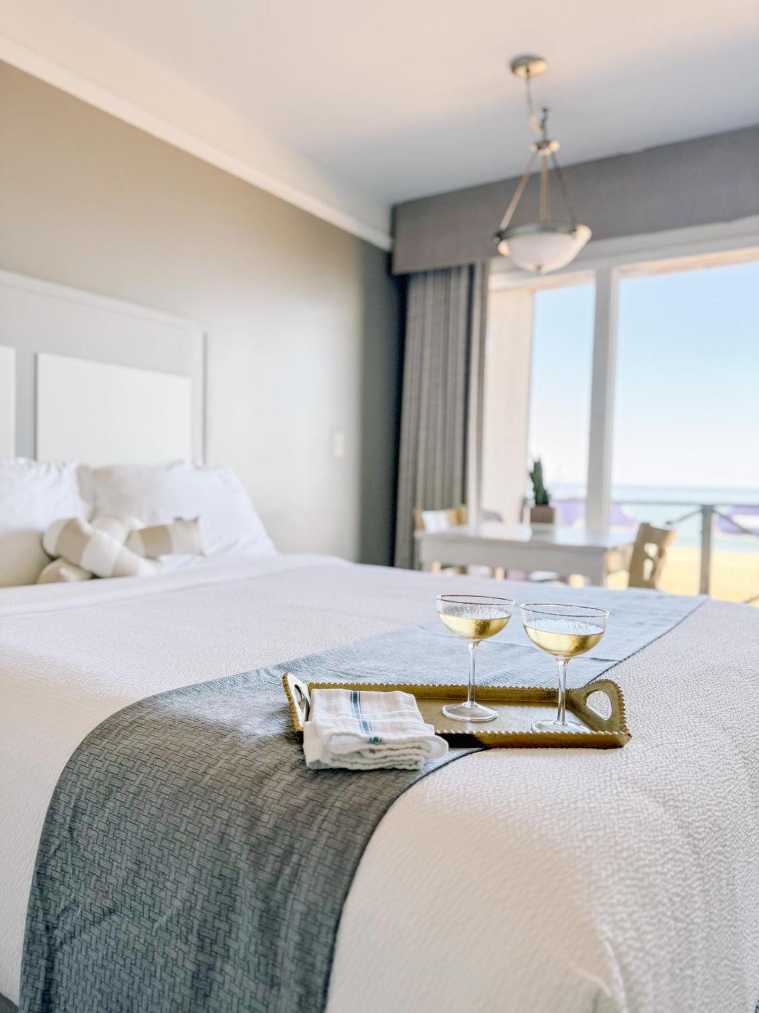 Royal Atlantic Beach Resort Montauk Esterno foto